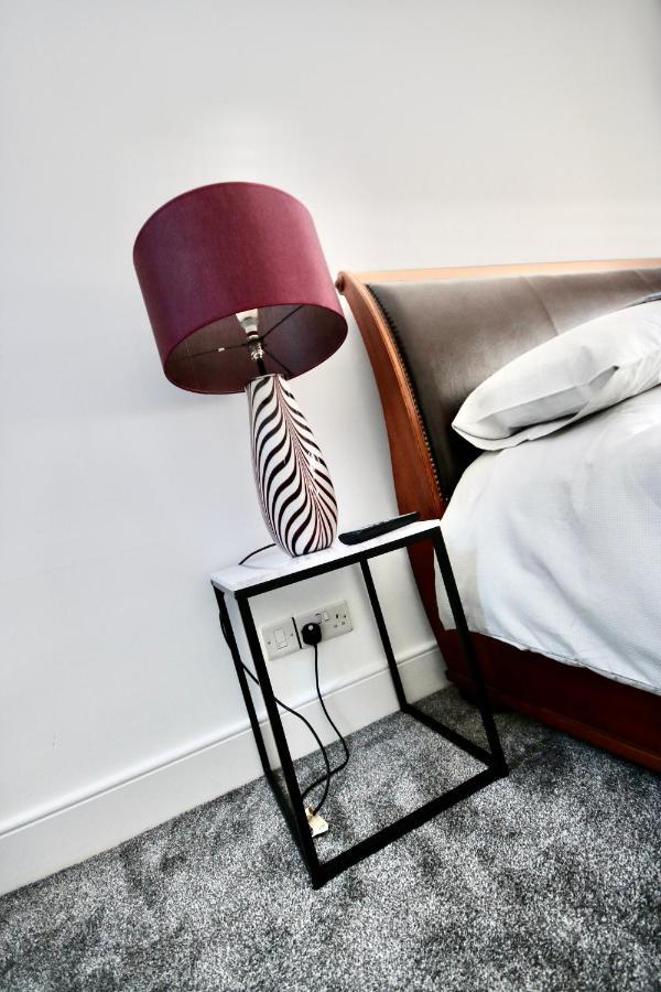 Serviced Accommodation Moray - Lesmurdie House Elgin Bagian luar foto