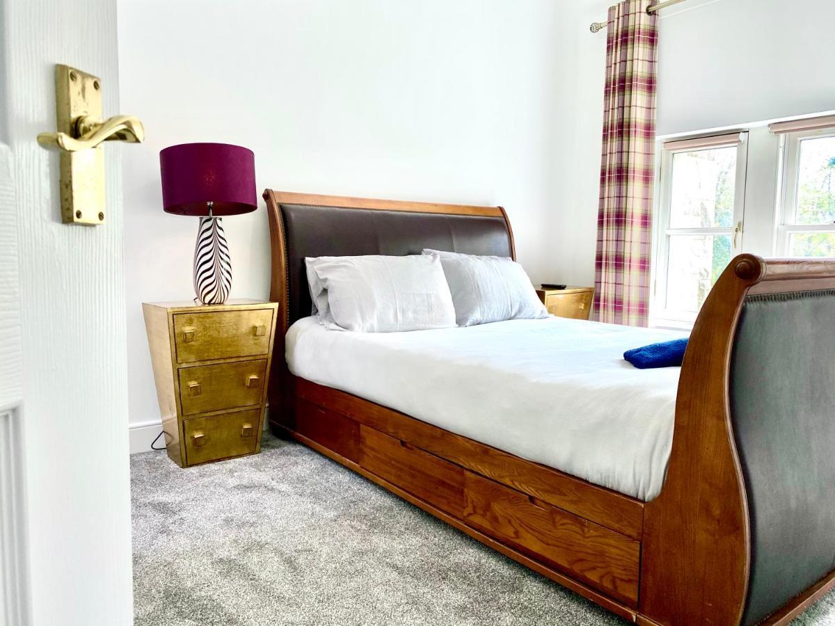 Serviced Accommodation Moray - Lesmurdie House Elgin Bagian luar foto